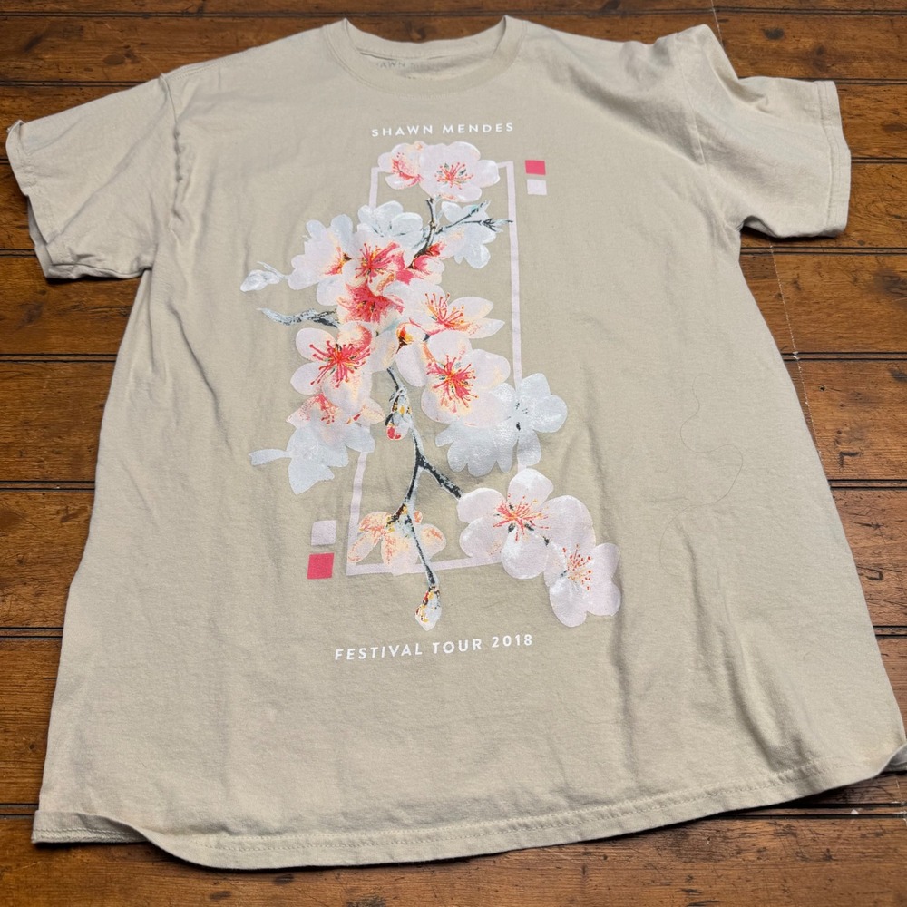 Shawn Mendes Festival Tour 2018 Graphic T Shirt Tan Size M‎